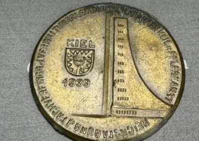 Laboe, U-Boot,Ehjrenmal, Laboe, Ehrenmal,Marine soldaten Kriegsmarine, Kiel, Marine, Kieler Woche 311563