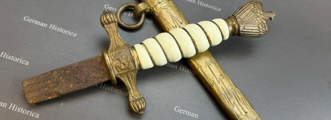 Marinedolche mit gekürzter Klinge – warum viele Kriegsmarine-Dolche nach 1945 abgesägt wurden