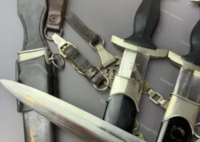SS-Dienstdolch M33, M36, Röhm- und Himmler-Dolch: Varianten, Herstellerliste mit RZM-Codes und Markierungspraxis