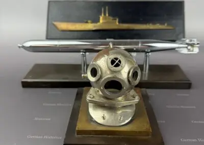 Torpedomodell G7a der Kriegsmarine, 30 cm, Messing vernickelt — Werftarbeit mit Wurzeln bei den Kieler Werften Germaniawerft und Howaldtswerke.